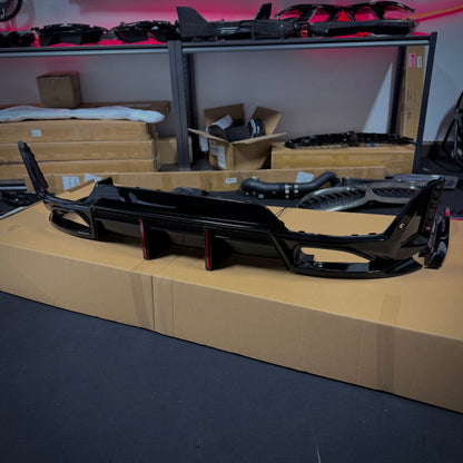 GLOSS BLACK DOUBLE F1 STYLE REAR DIFFUSER - BMW G20 3 SERIES LCI