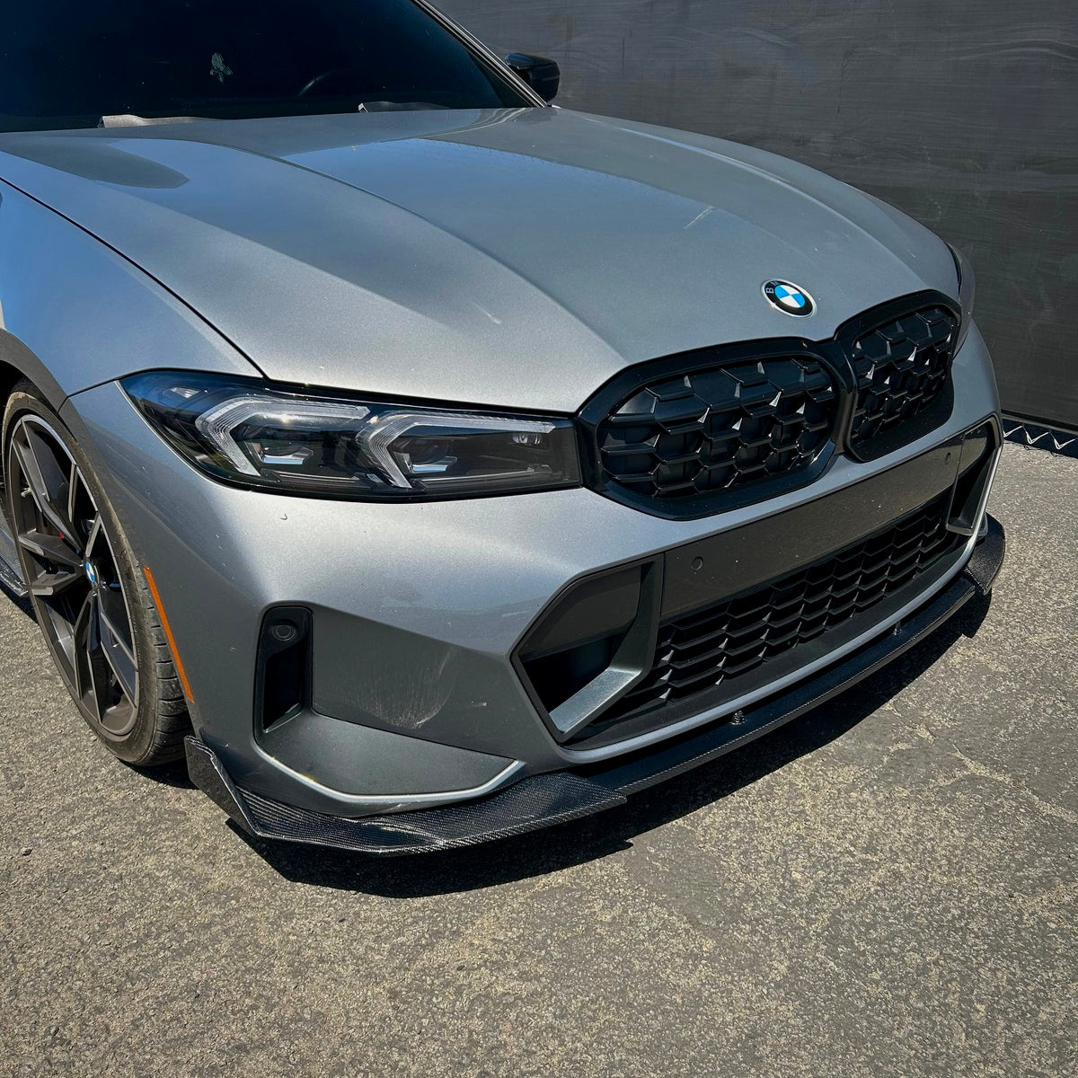 V1 STYLE CARBON FIBER FRONT LIP - LCI BMW G20 3 SERIES