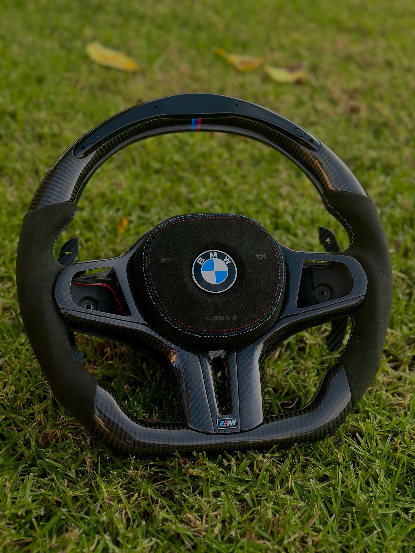 (IN HAND) BMW G-Series Carbon Fiber Steering Wheel