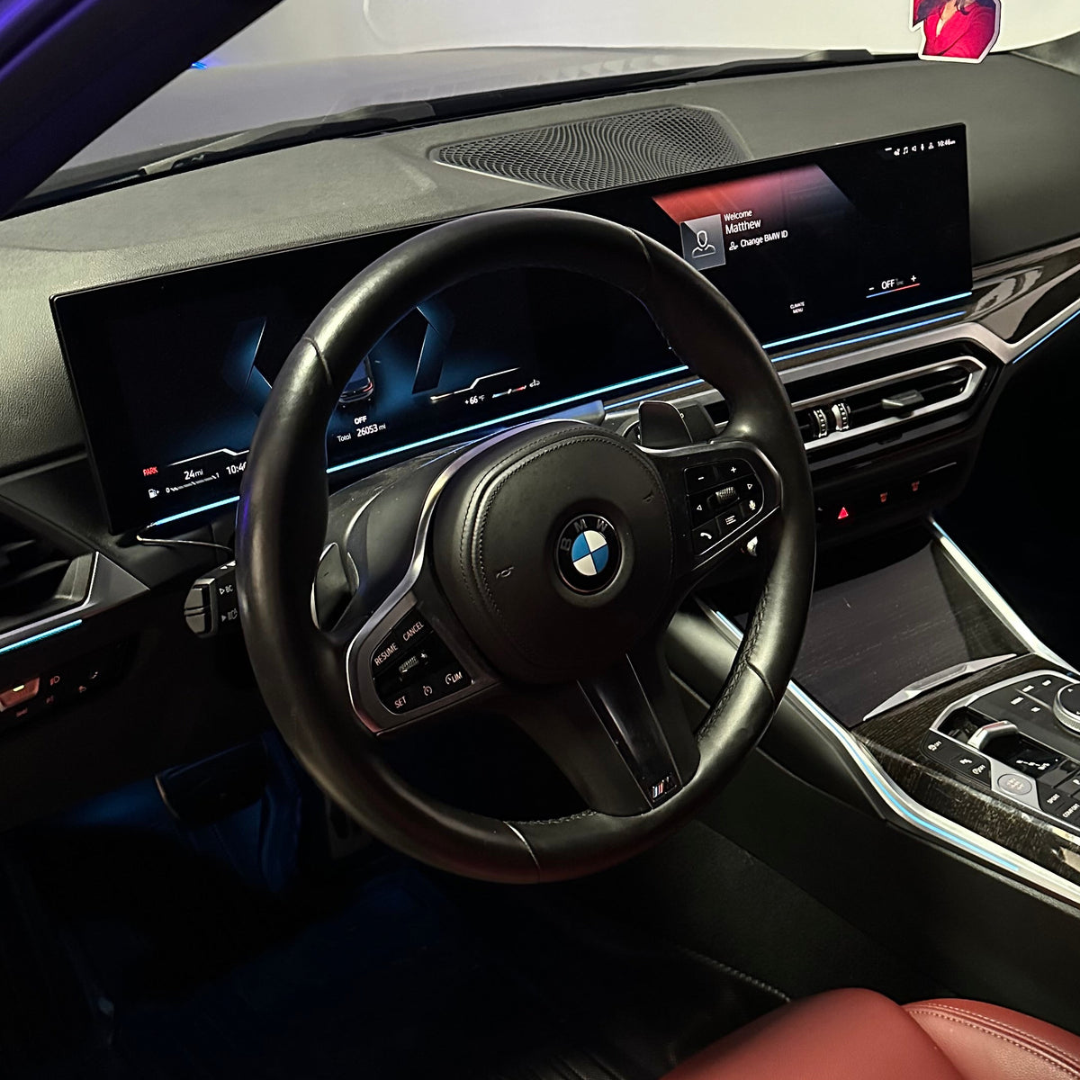 BMW LCI UnderScreen Ambient Lighting