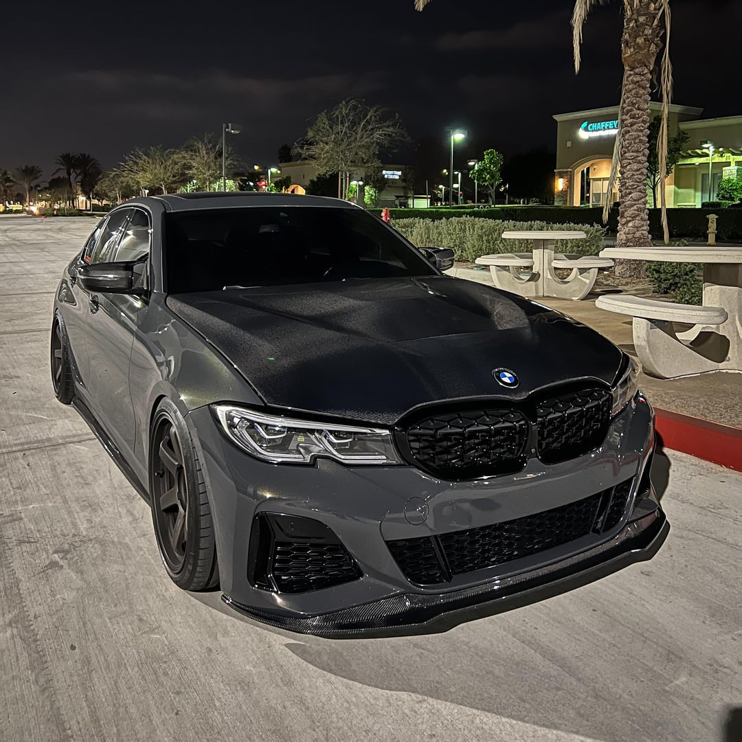 GTS STYLE CARBON FIBER HOOD - BMW G20 3 SERIES