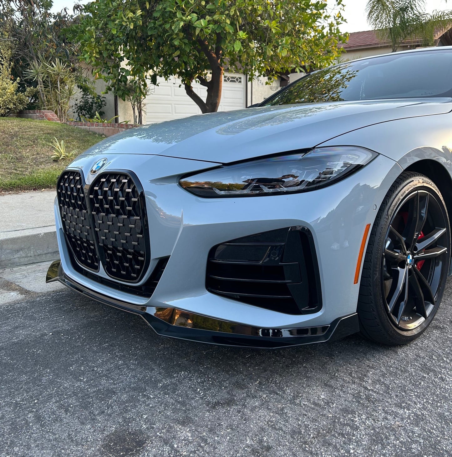 GLOSS BLACK FRONT LIP - BMW G22 G23 4 SERIES